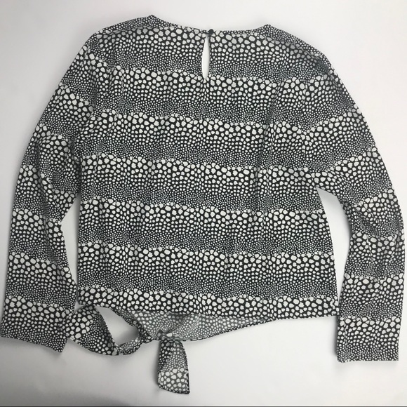 Talbots Woman’s Blouse Cropped Medium Petite - Picture 6 of 7